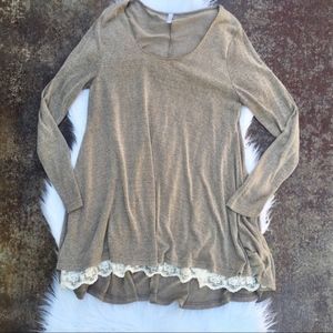 Pinkblush Maternity Tan Solid Lace strum Top